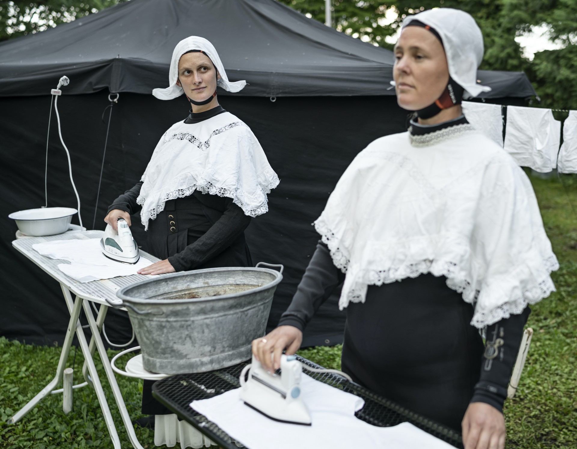 ELLE KOLLEKTIV — Das Meditier